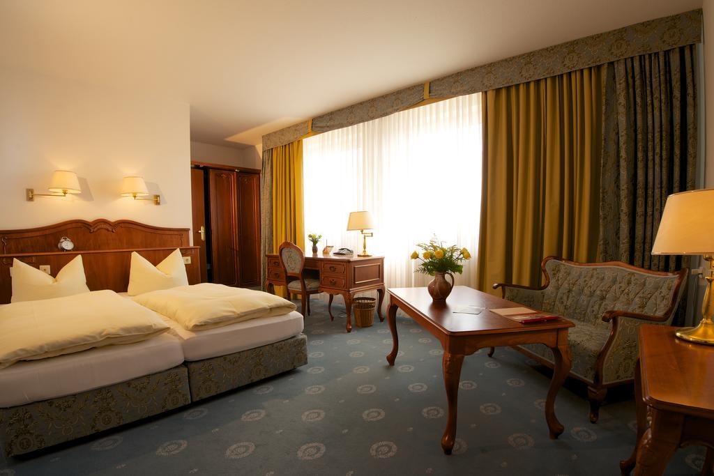 Adler Golf-& Tagungshotel Harth-Poellnitz Екстер'єр фото